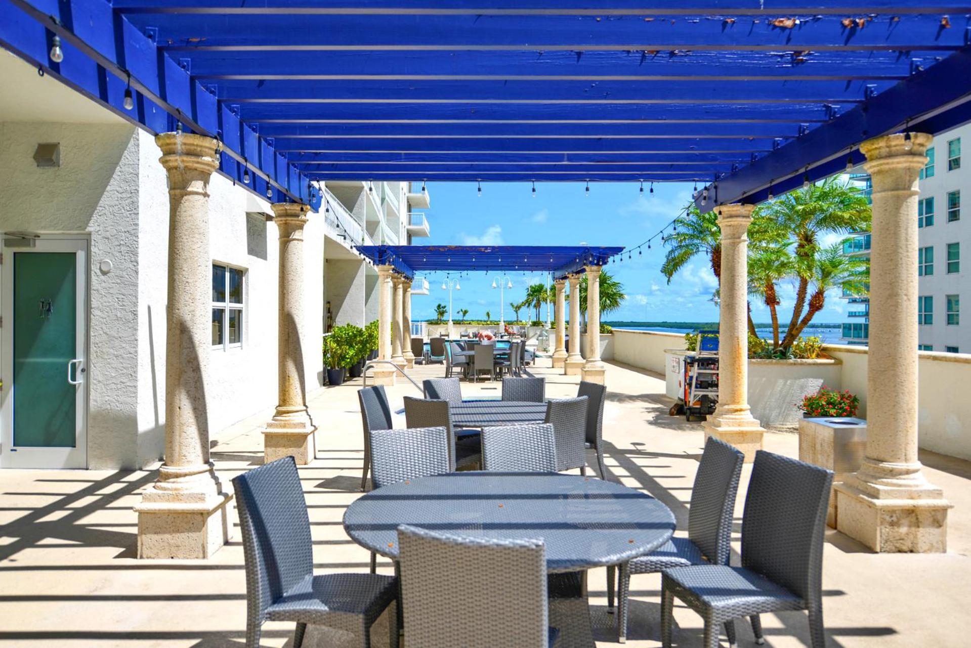 Luxury 2 Bedroom Apartment At Brickell With Pool Miami Exterior photo